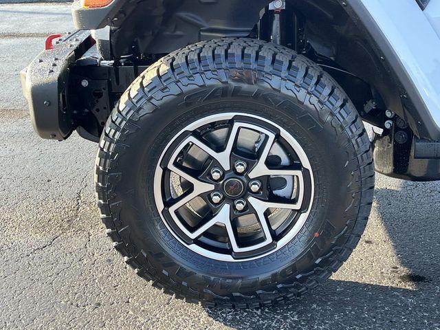 new 2026 Jeep Gladiator car, priced at $61,910