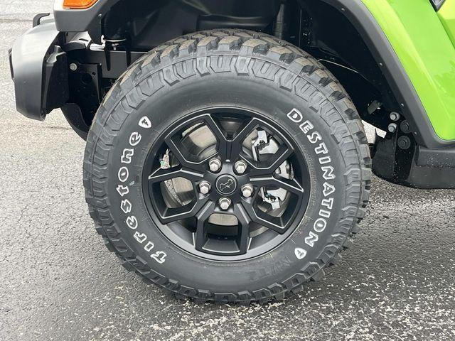 new 2026 Jeep Gladiator car, priced at $49,990