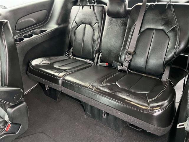 used 2025 Chrysler Pacifica car, priced at $31,060