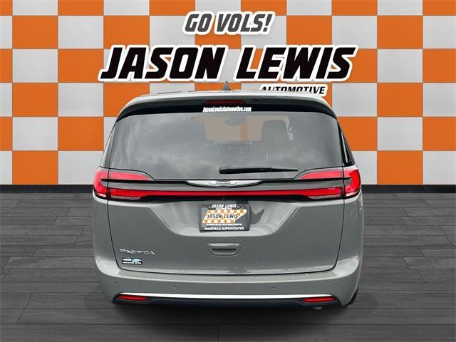 used 2025 Chrysler Pacifica car, priced at $31,060