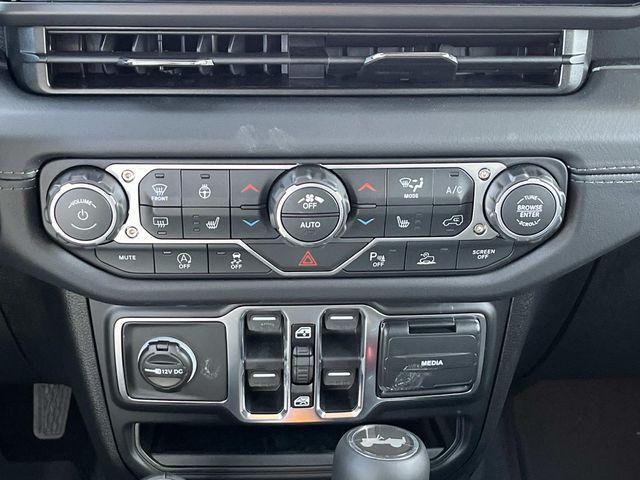 new 2026 Jeep Wrangler car, priced at $52,645