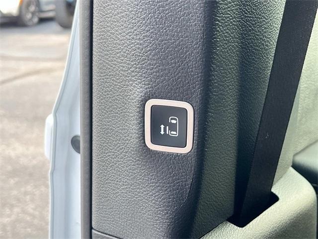 new 2026 Chrysler Pacifica car, priced at $43,182