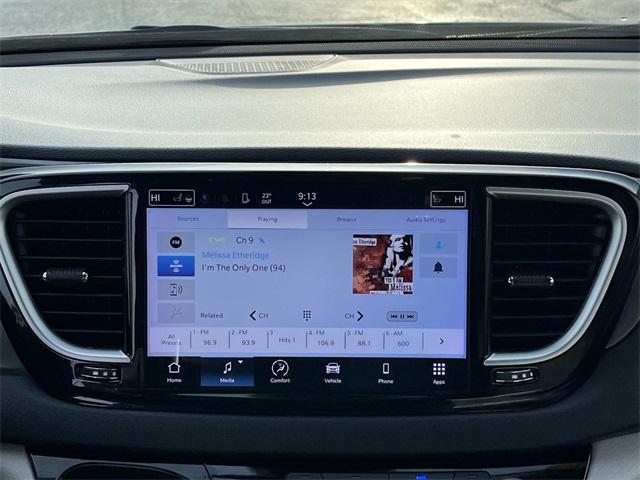 used 2023 Chrysler Pacifica car, priced at $24,542