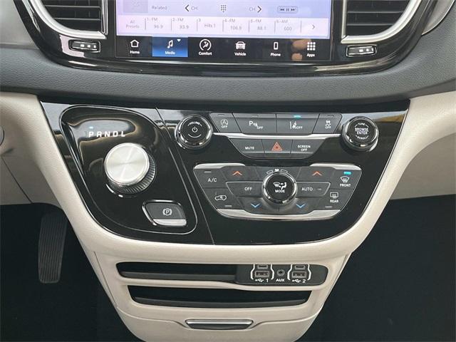 used 2023 Chrysler Pacifica car, priced at $24,542