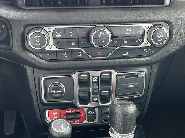 new 2026 Jeep Gladiator car, priced at $50,290