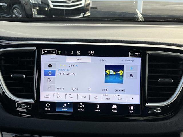 used 2024 Chrysler Pacifica car, priced at $25,158