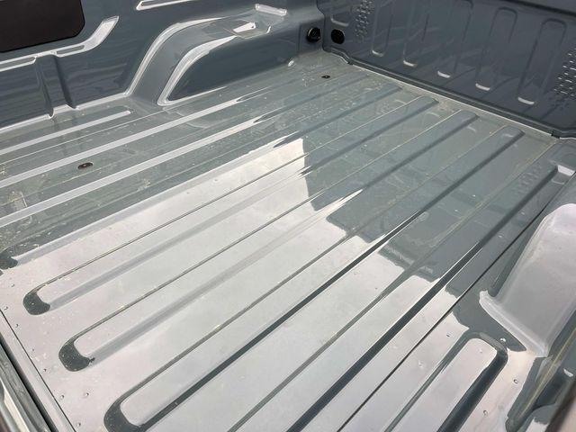 new 2025 Jeep Gladiator car, priced at $40,800