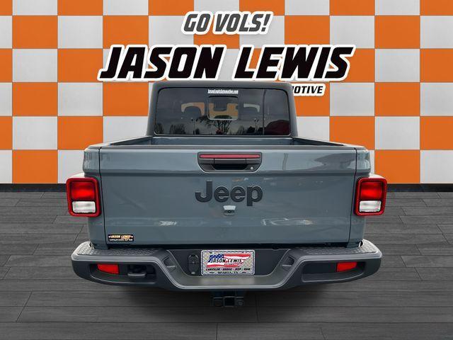 new 2025 Jeep Gladiator car, priced at $40,800