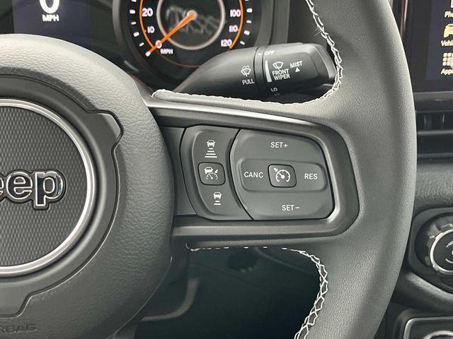 new 2025 Jeep Gladiator car, priced at $40,800