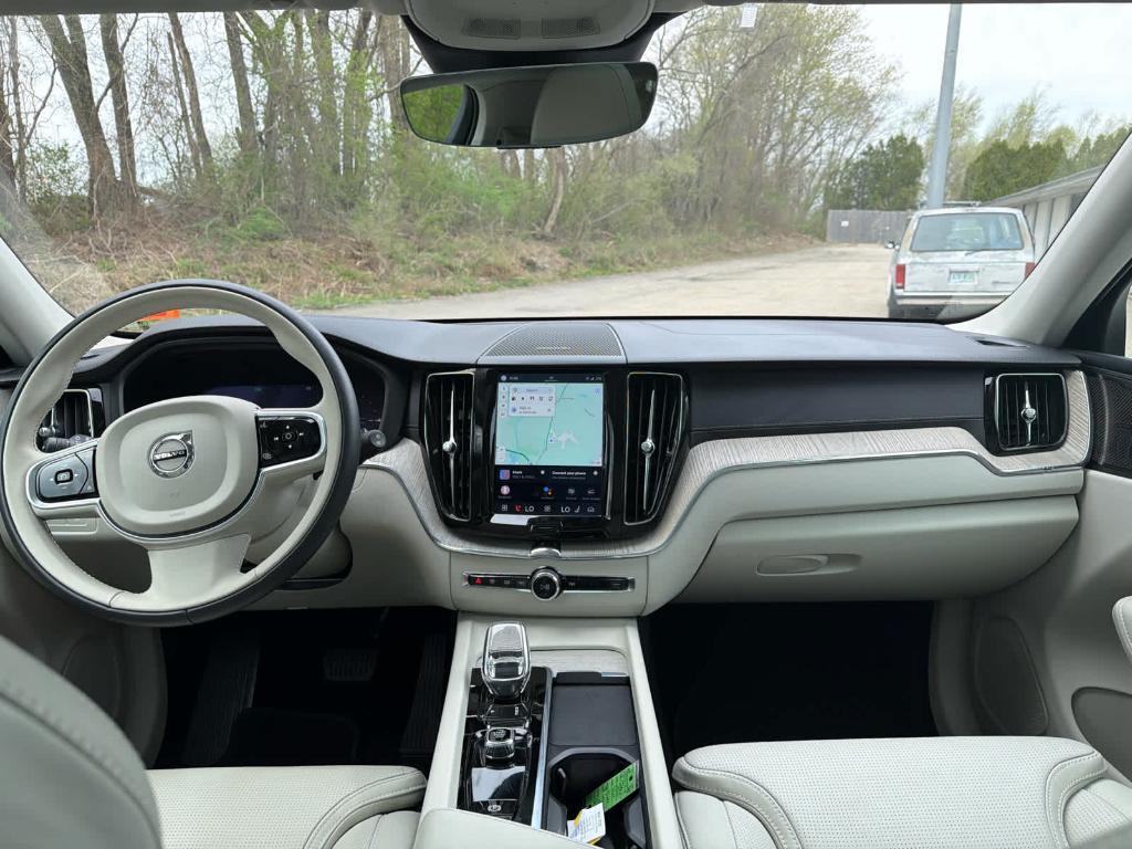 used 2022 Volvo XC60 Recharge Plug-In Hybrid car, priced at $33,388