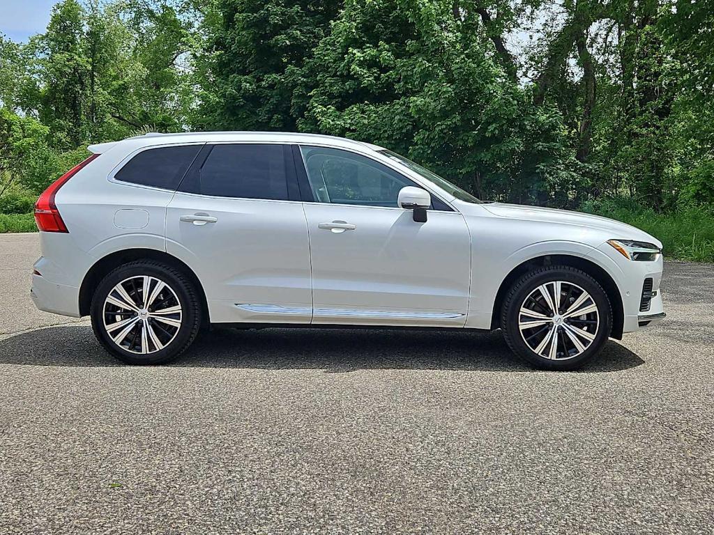 used 2022 Volvo XC60 Recharge Plug-In Hybrid car, priced at $32,388