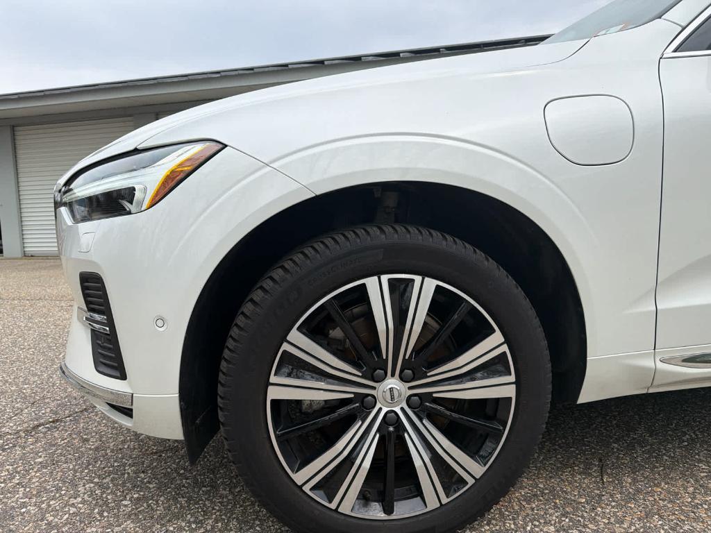 used 2022 Volvo XC60 Recharge Plug-In Hybrid car, priced at $33,388