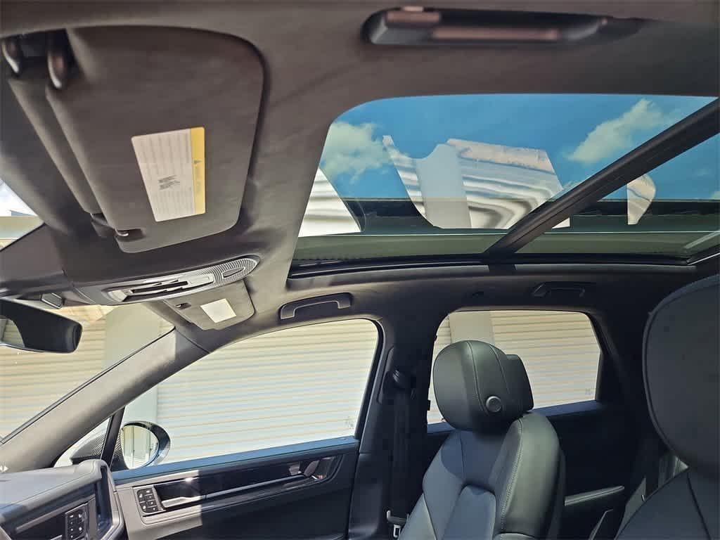 new 2025 Porsche Cayenne car, priced at $164,805