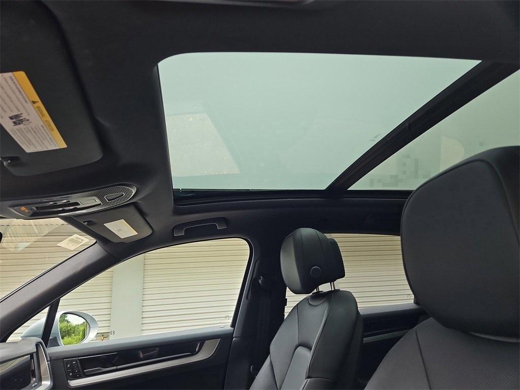 used 2025 Porsche Cayenne car, priced at $79,987