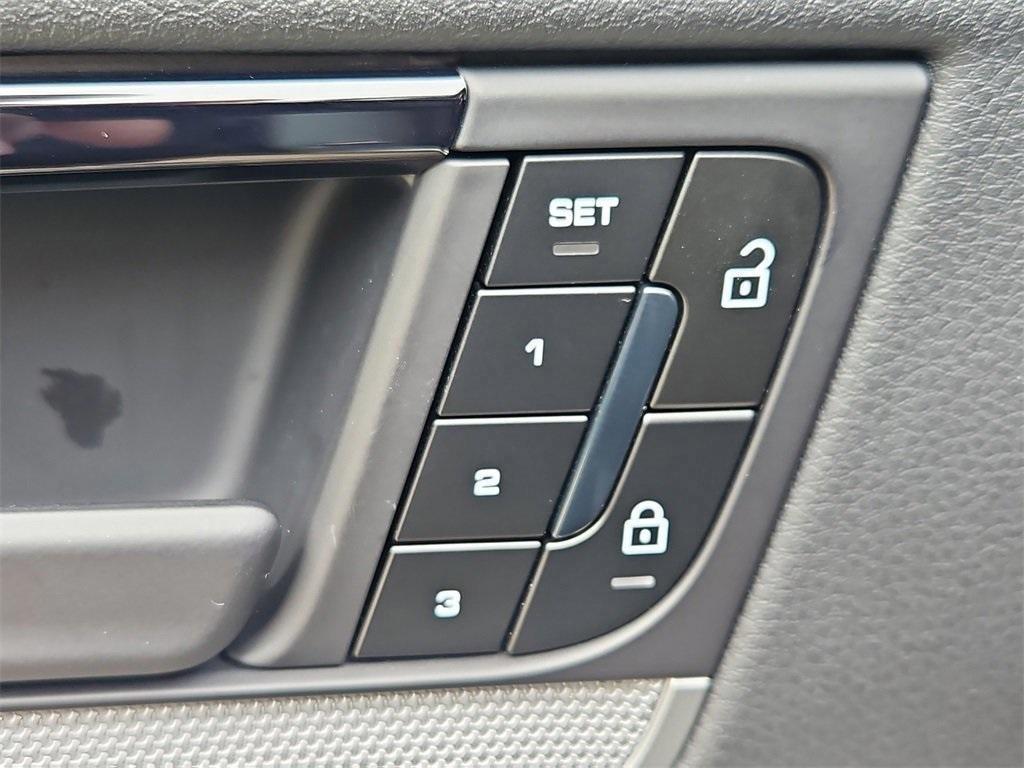 used 2025 Porsche Cayenne car, priced at $79,987