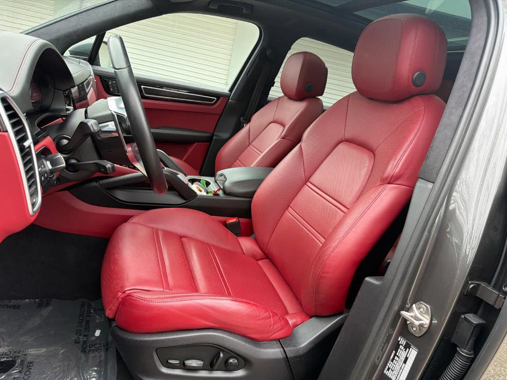 used 2023 Porsche Cayenne car, priced at $99,388