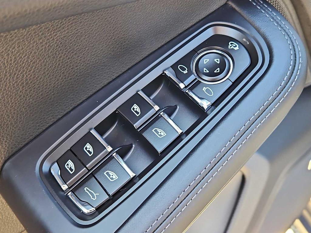 used 2025 Porsche Macan car, priced at $89,987