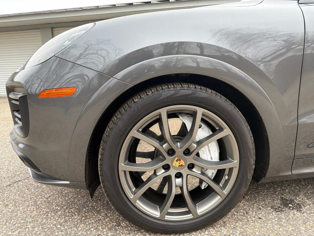 used 2021 Porsche Cayenne car, priced at $76,987