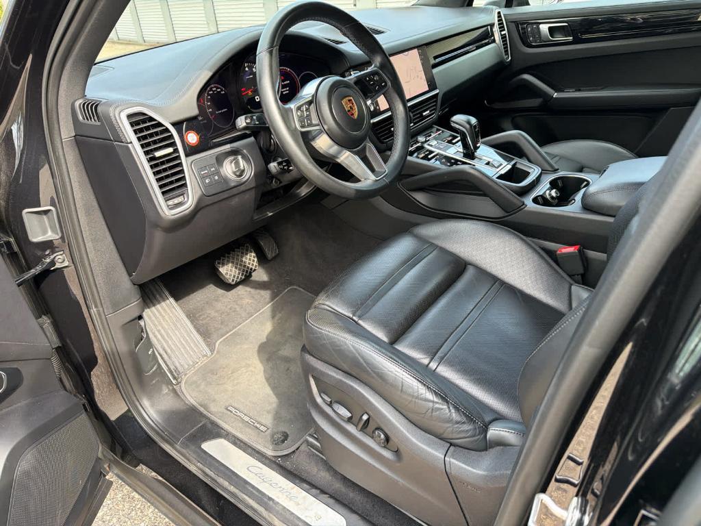 used 2022 Porsche Cayenne car, priced at $59,388