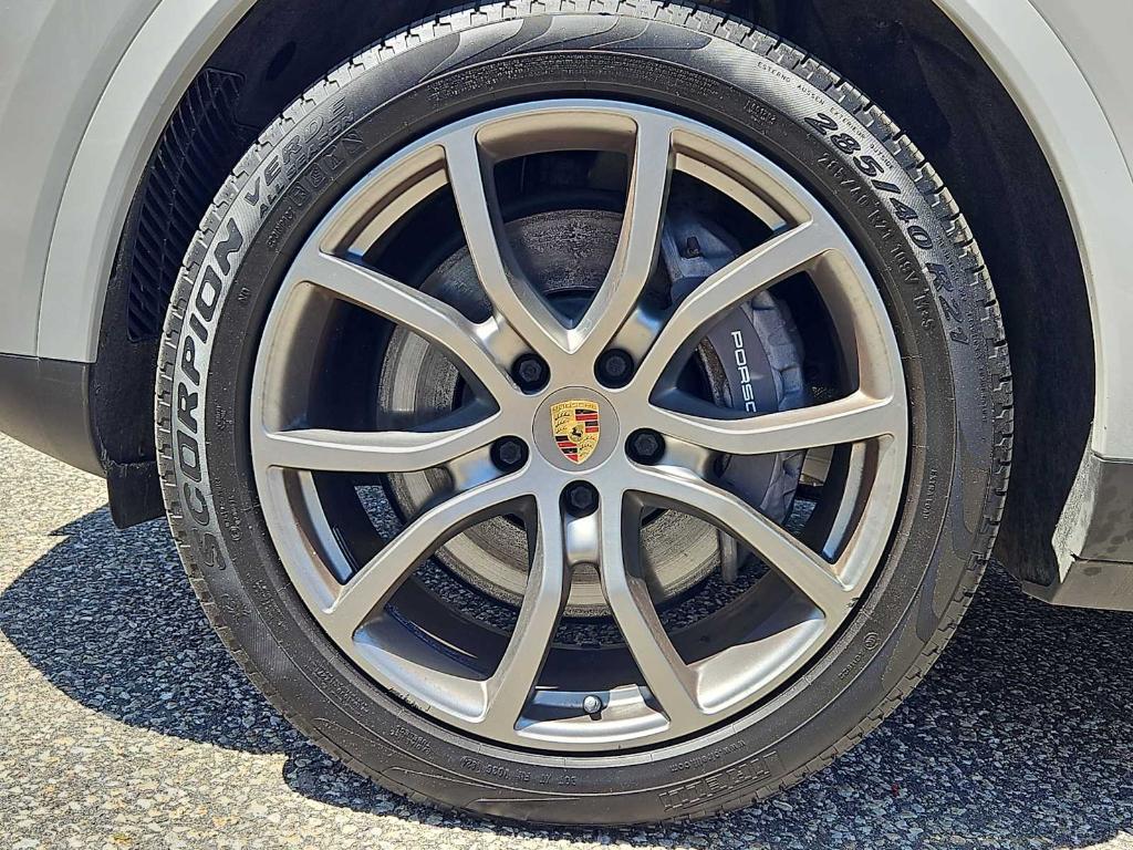 used 2022 Porsche Cayenne car, priced at $49,388