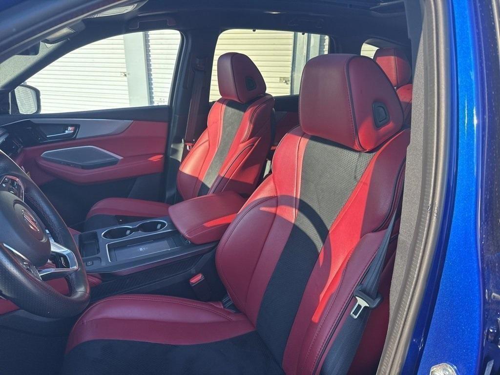 used 2025 Acura MDX car, priced at $51,987