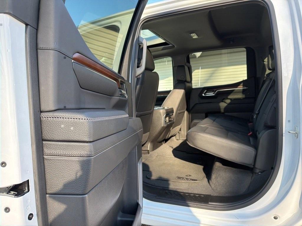 used 2024 GMC Sierra 1500 car, priced at $55,987