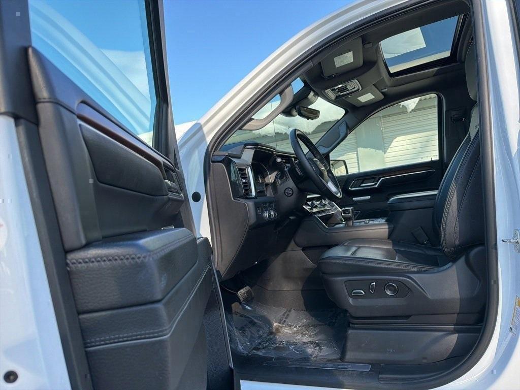 used 2024 GMC Sierra 1500 car, priced at $55,987