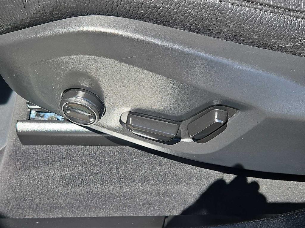 used 2025 Volvo XC90 car, priced at $54,388