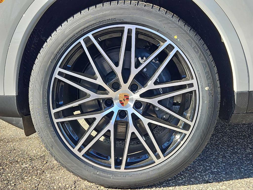 new 2026 Porsche Cayenne car, priced at $117,140