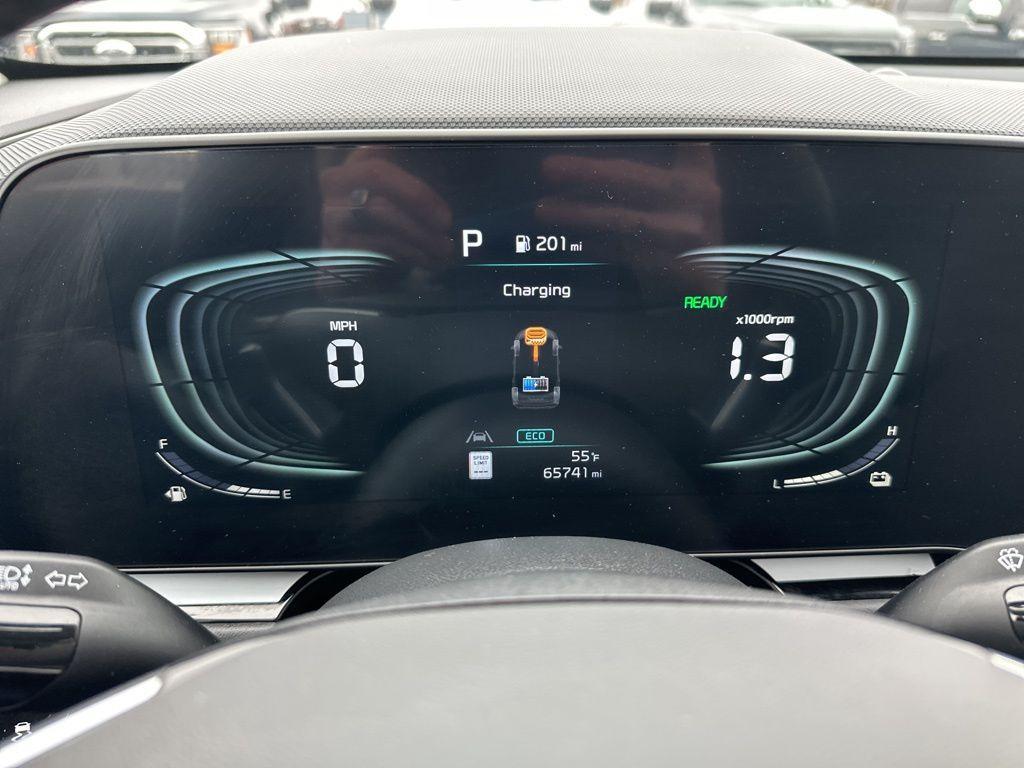 used 2024 Kia Niro car, priced at $20,900