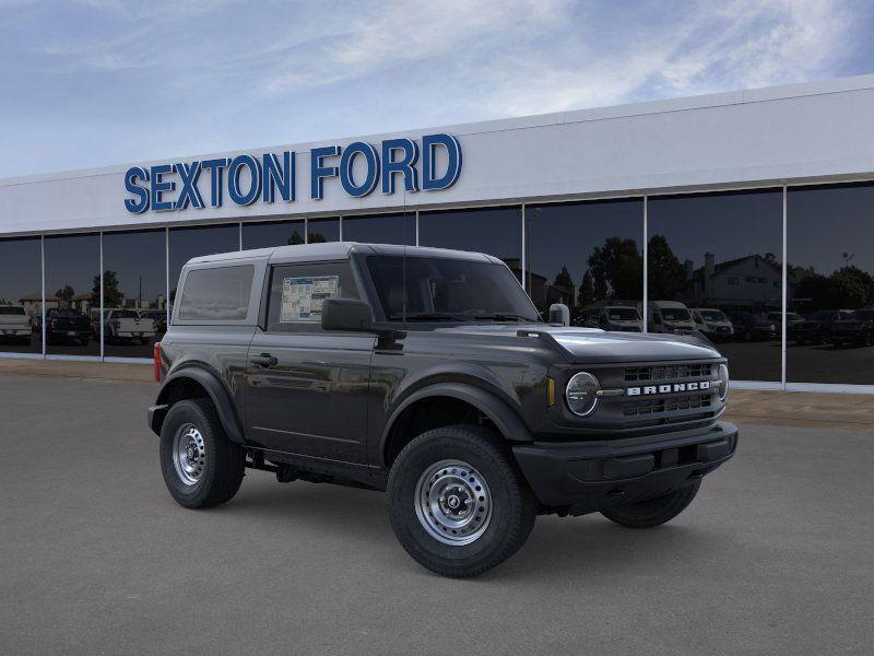 new 2025 Ford Bronco car, priced at $42,558