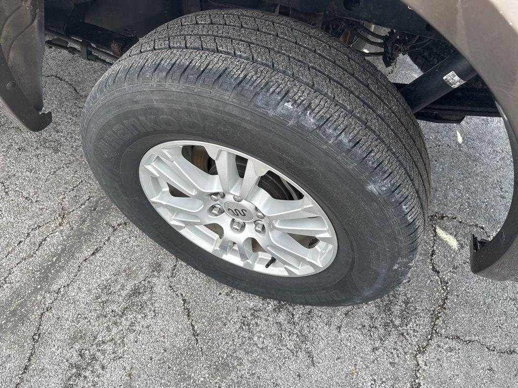 used 2016 Ford F-150 car, priced at $27,900