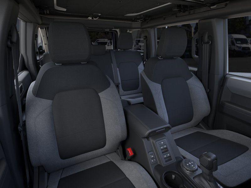 new 2025 Ford Bronco car, priced at $47,727