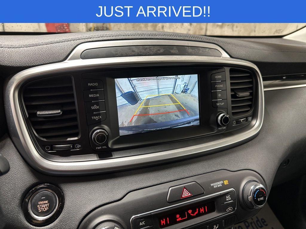 used 2020 Kia Sorento car, priced at $22,900