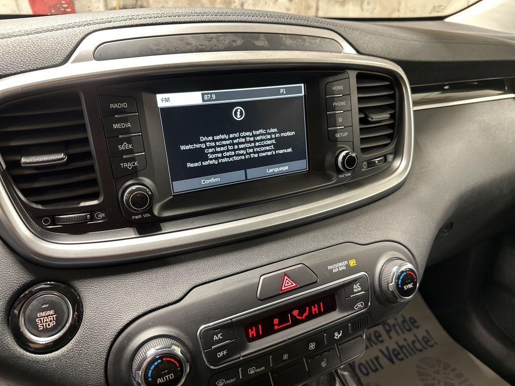 used 2020 Kia Sorento car, priced at $22,900