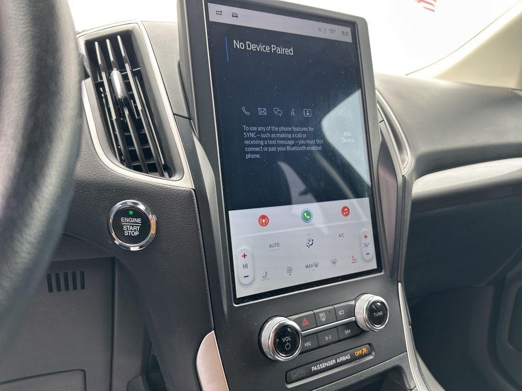 used 2024 Ford Edge car, priced at $27,500