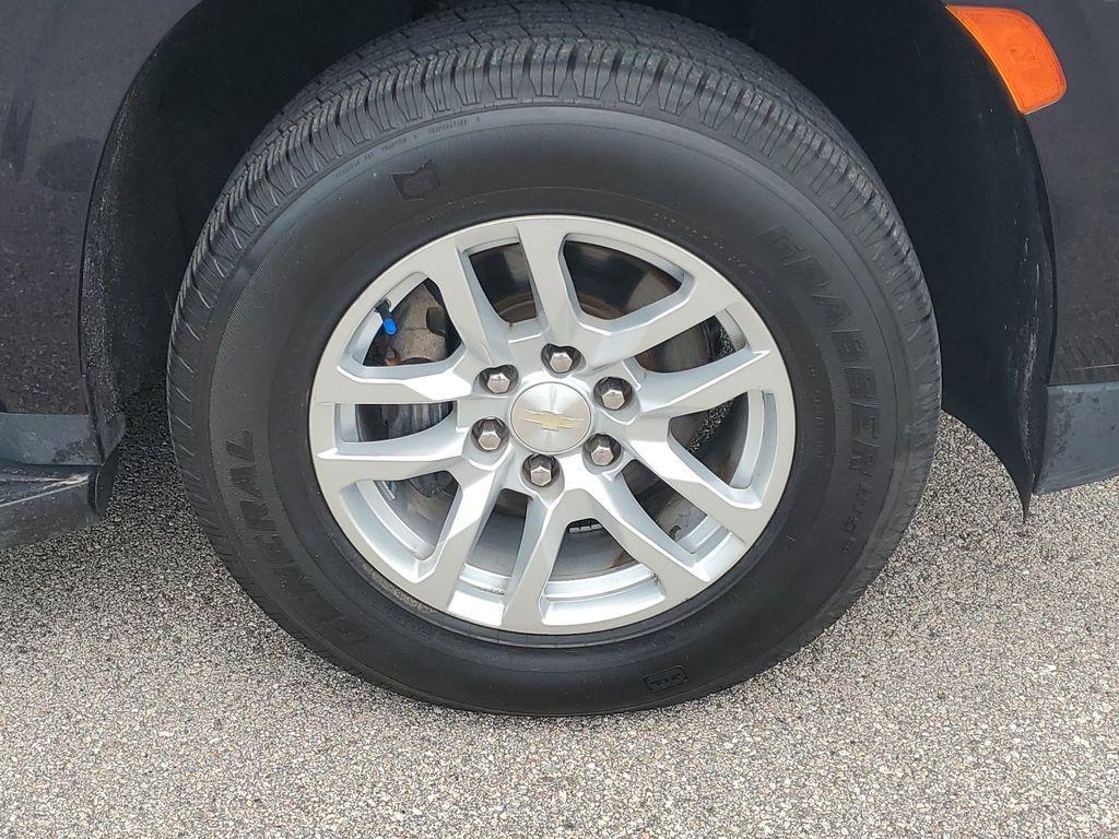 used 2021 Chevrolet Suburban car, priced at $29,512