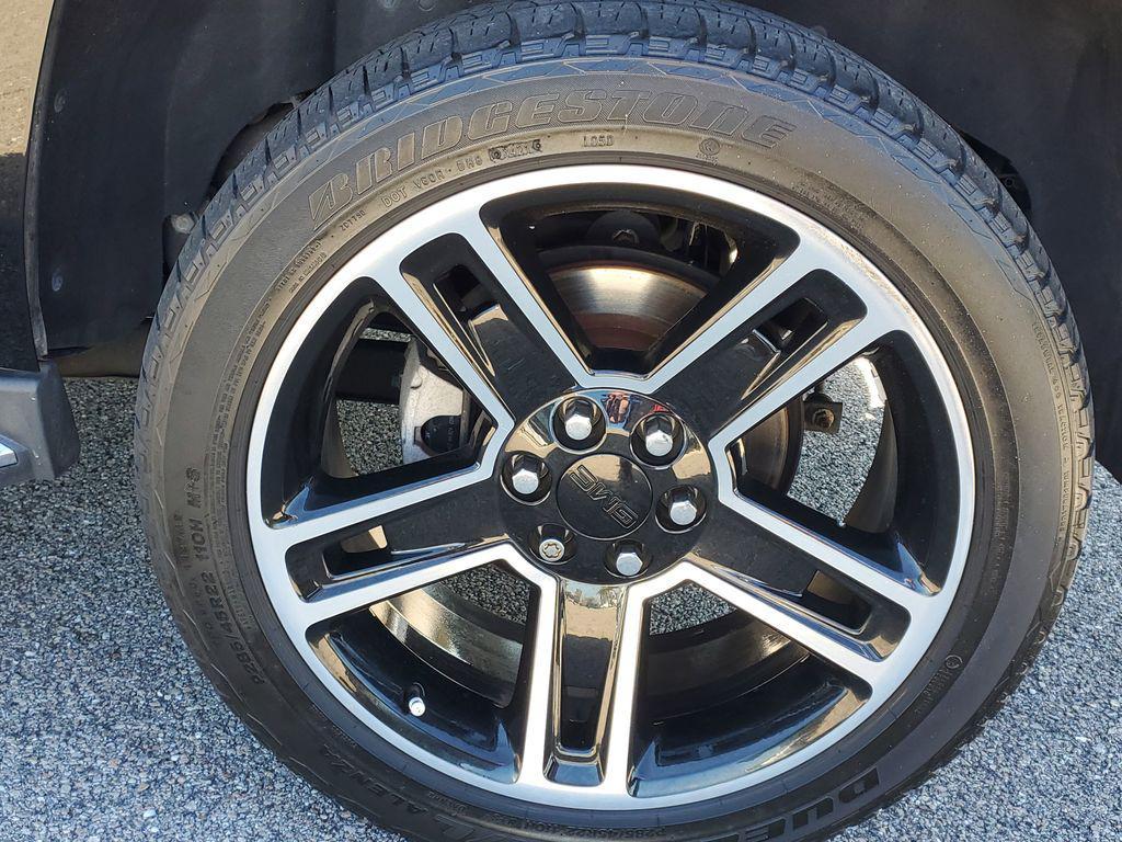 used 2017 GMC Yukon car, priced at $24,605