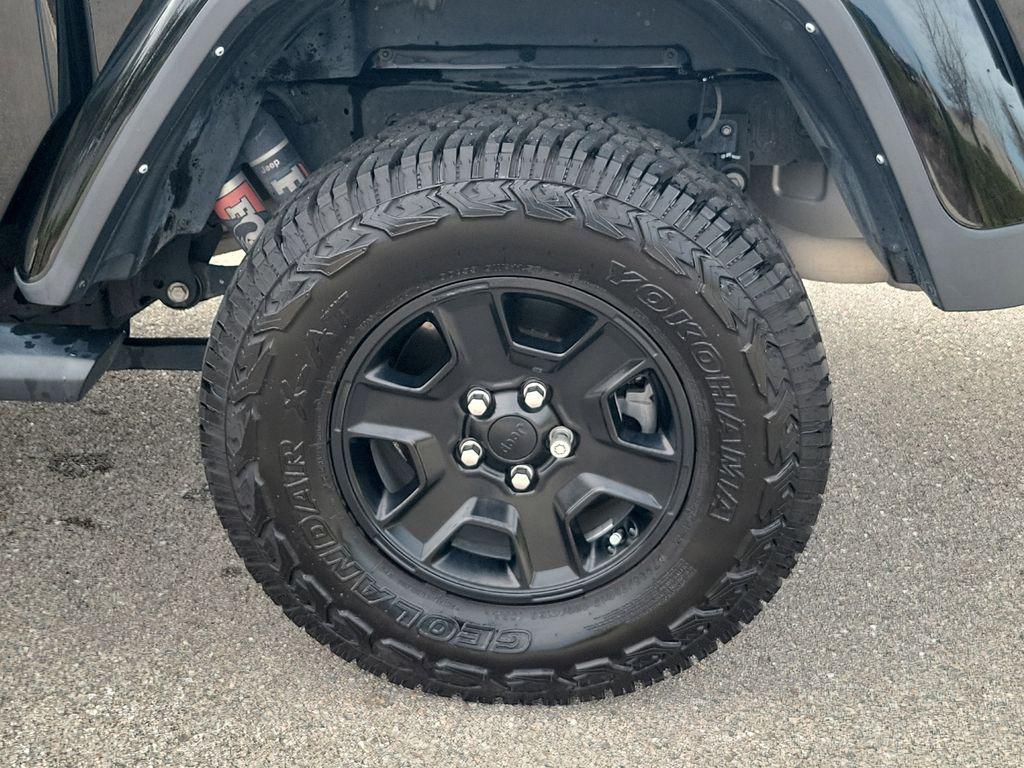 used 2023 Jeep Gladiator car, priced at $31,612