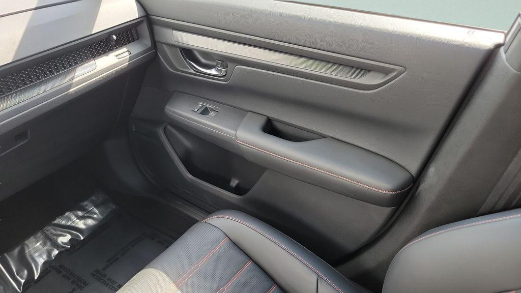 used 2025 Honda CR-V Hybrid car, priced at $36,683