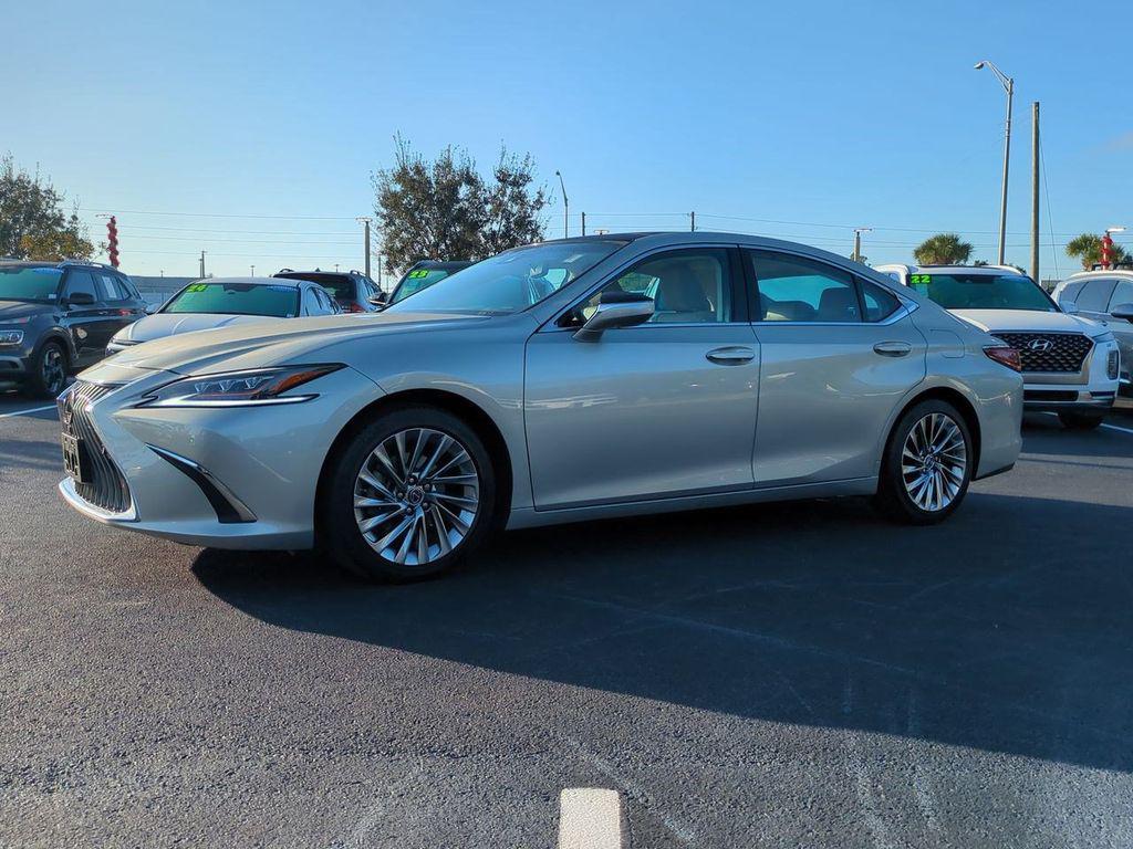 used 2019 Lexus ES 350 car, priced at $31,495