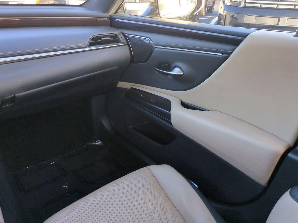 used 2019 Lexus ES 350 car, priced at $31,495