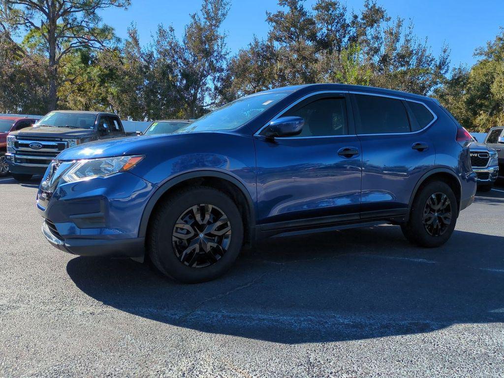 used 2020 Nissan Rogue car, priced at $12,895