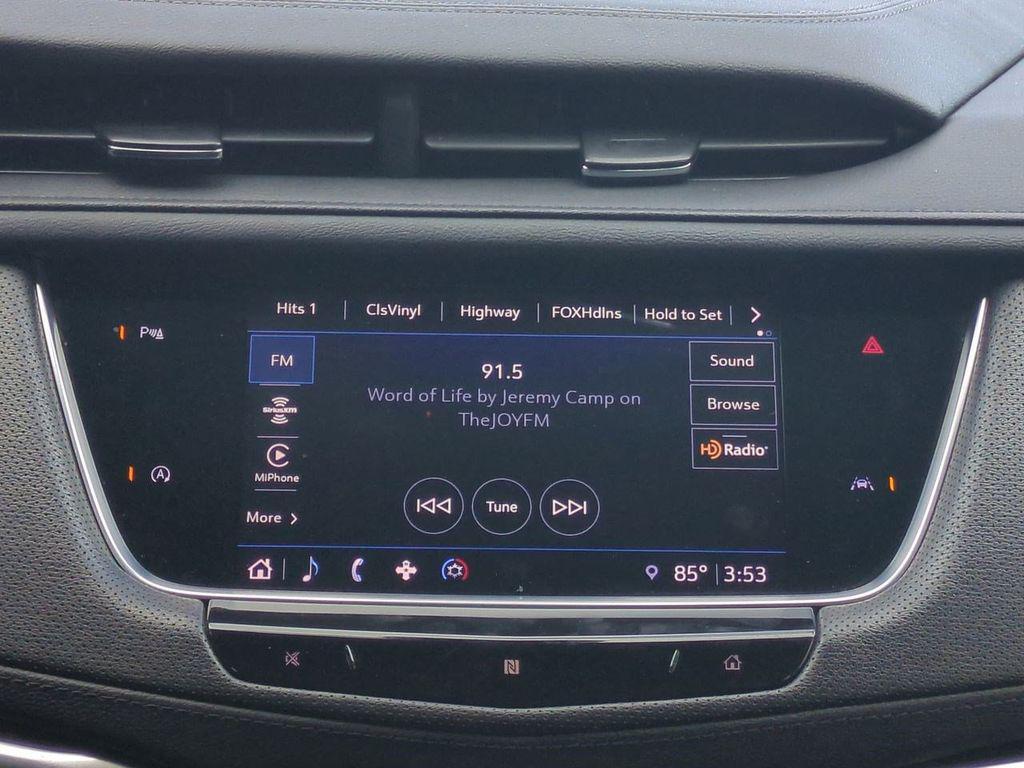 used 2021 Cadillac XT6 car, priced at $24,584