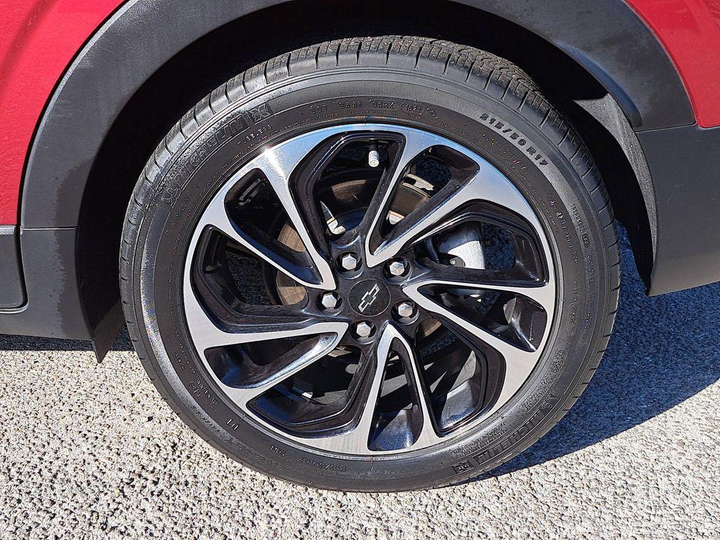 used 2022 Chevrolet Bolt EUV car, priced at $17,629