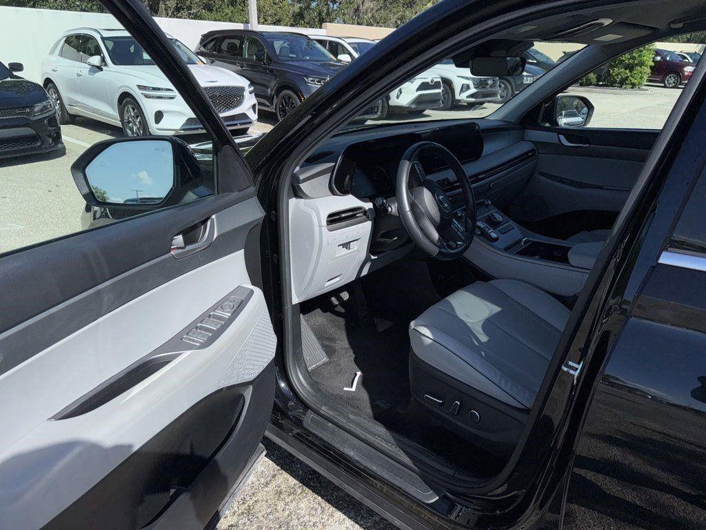 used 2024 Hyundai Palisade car, priced at $32,885