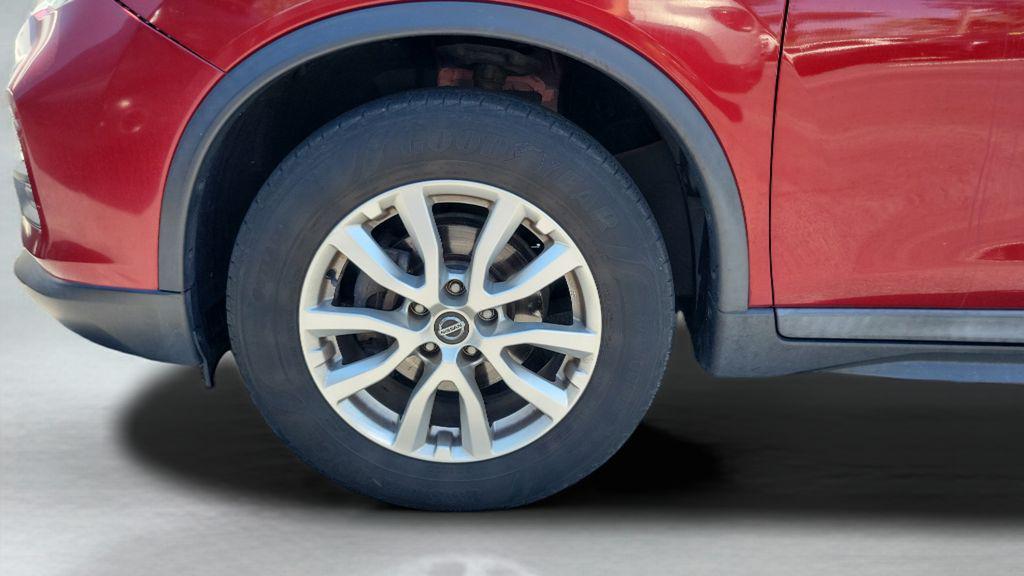 used 2020 Nissan Rogue car, priced at $14,542