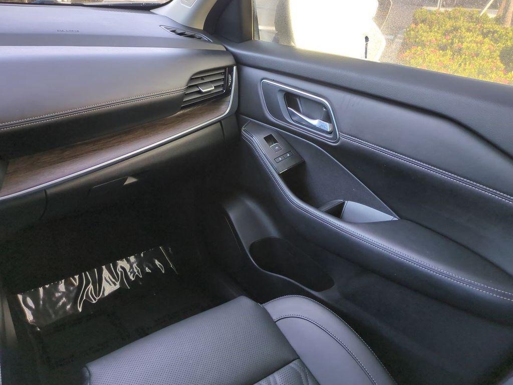 used 2024 Nissan Rogue car, priced at $27,695