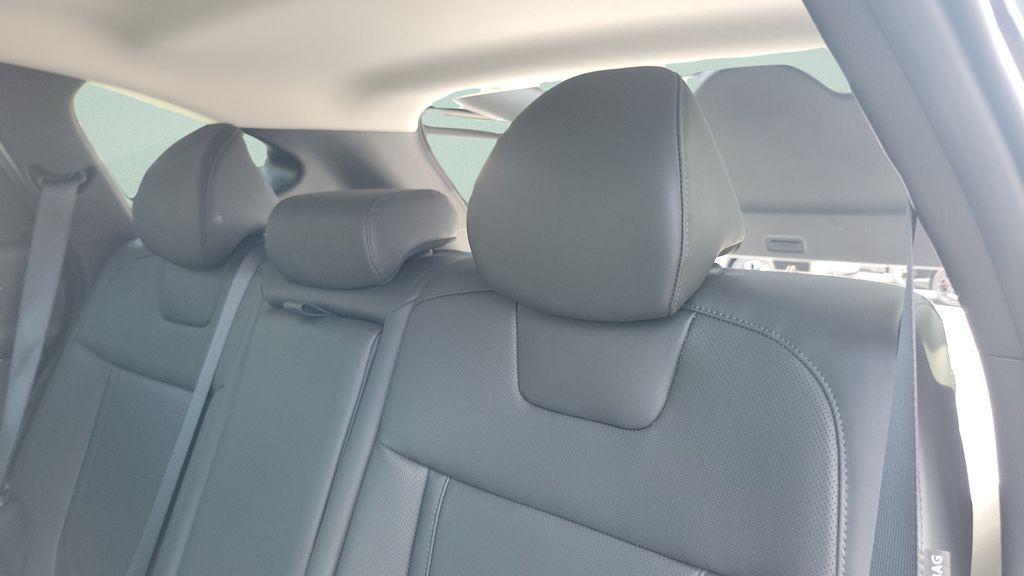 used 2025 Hyundai TUCSON Hybrid car, priced at $34,881