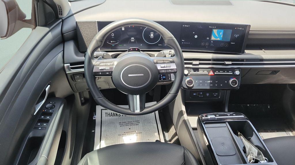 used 2025 Hyundai TUCSON Hybrid car, priced at $34,881